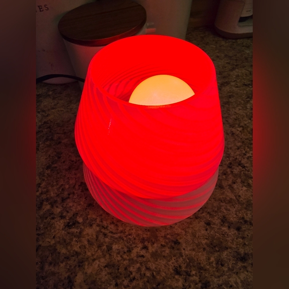 Color changing light - Picture 8 of 11